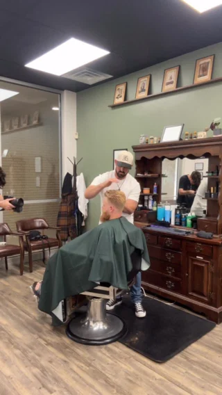 Instagram post from cuttothechase_barber. This post is in position 1.