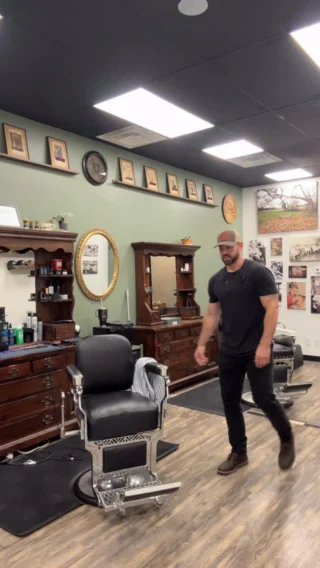 Instagram post from cuttothechase_barber. This post is in position 1.