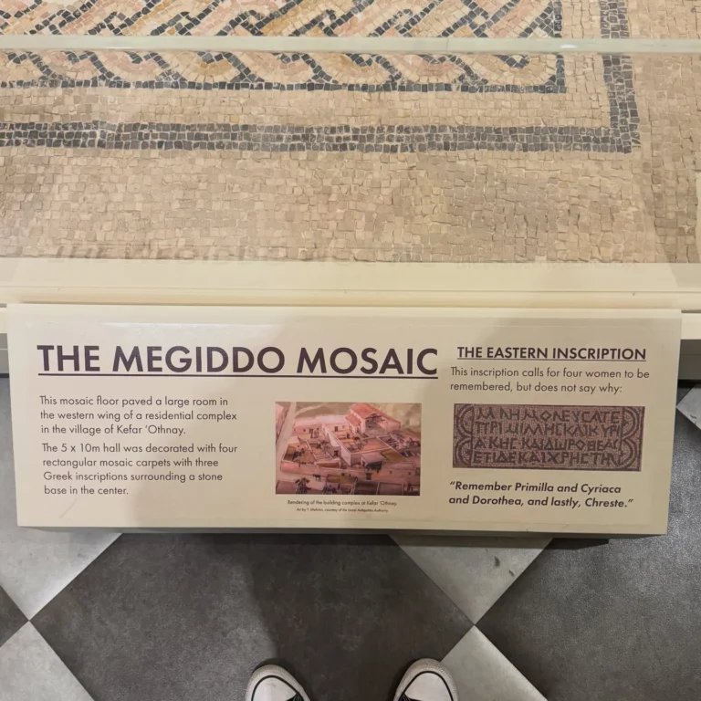 Instagram post from cuttothechase_barber. This post is in position 10.